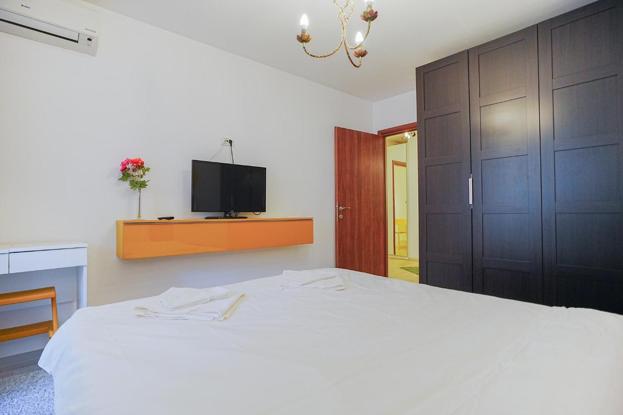 Hideaway Near Parliament Building Apartamento Bucareste Exterior foto